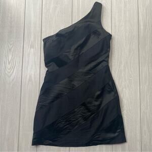 Oleg Cassini Women's Black Y2K One Shoulder Mini Bodycon Cocktail Dress Size 8